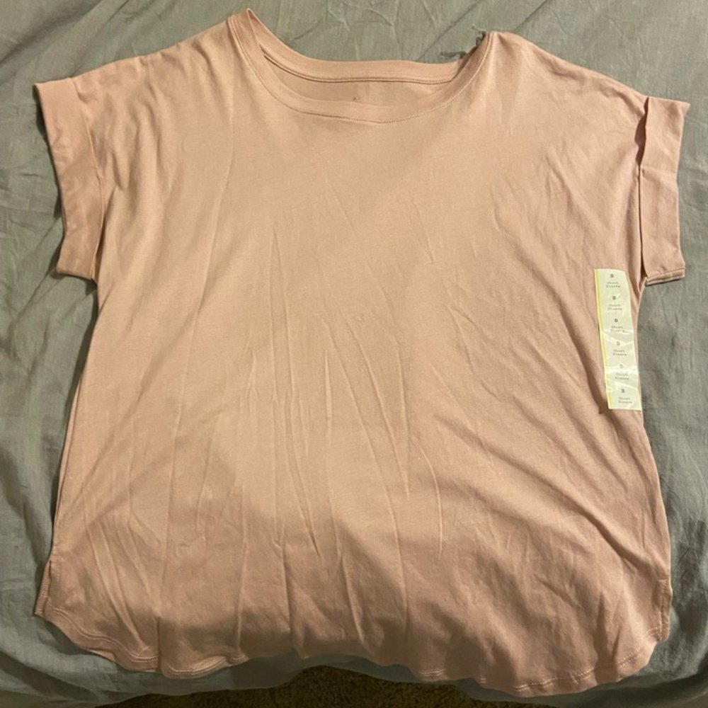 Pink short sleeve top womens
